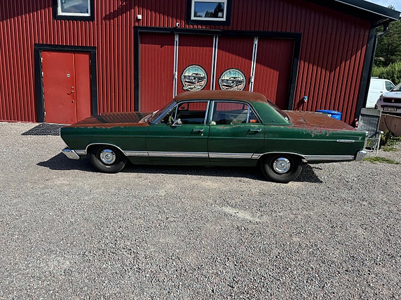 Ford Fairlane