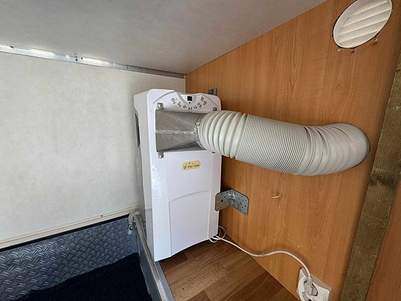 Mercedes-Benz Sprinter 416 21 of 30