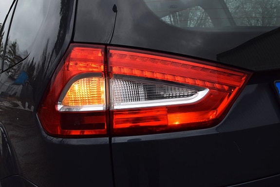 Ford Galaxy 19 of 20