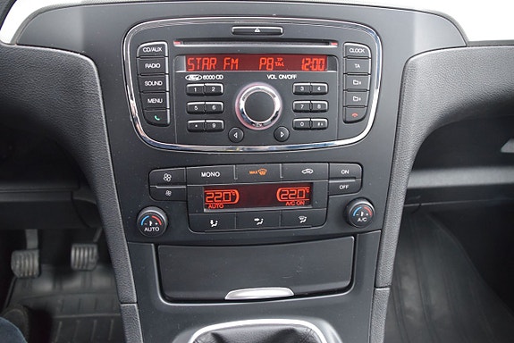 Ford Galaxy 12 of 20