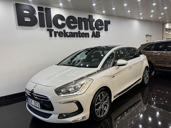 Citroen DS5 2 of 5
