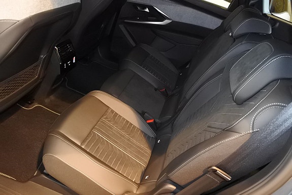 Peugeot e-5008 9 of 14