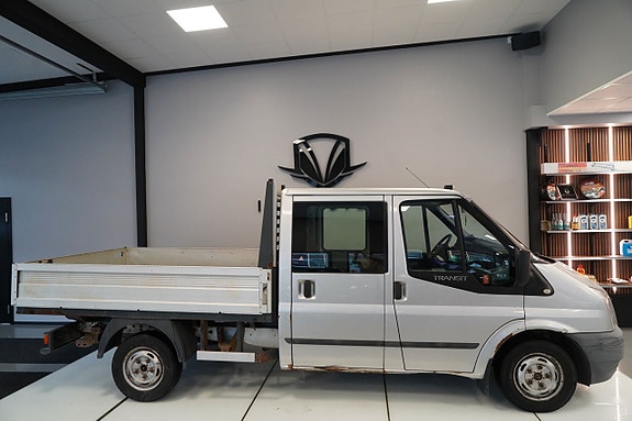 Ford Transit 2 of 5