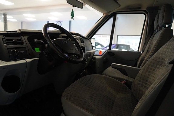 Ford Transit 6 of 11