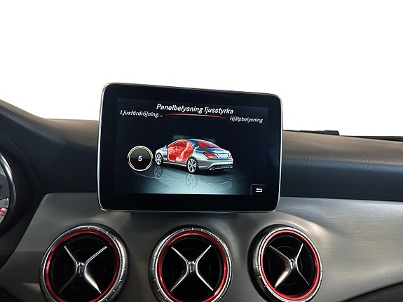 Mercedes-Benz CLA200 d 17 of 22