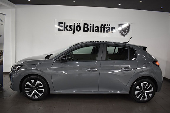 Peugeot 208 3 of 5