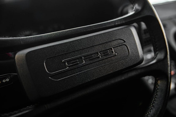 Porsche 928 19 of 25