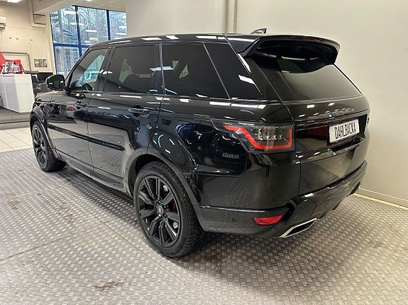 Land Rover Range Rover Sport 4 of 5