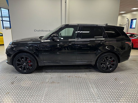 Land Rover Range Rover Sport 3 of 5