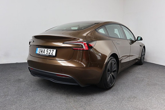 Tesla Model 3 5 of 23