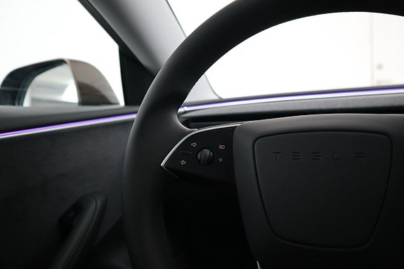 Tesla Model 3 12 of 23