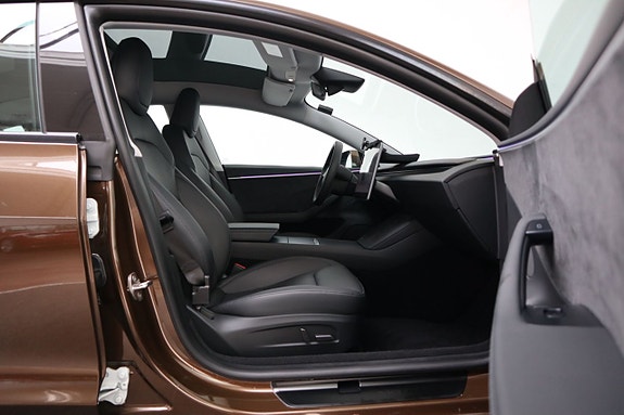 Tesla Model 3 17 of 23