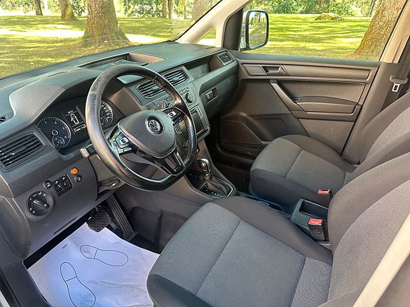 Volkswagen Caddy 10 of 14