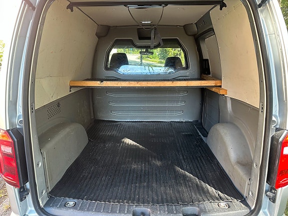 Volkswagen Caddy 9 of 14