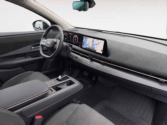 Nissan Ariya 11 of 20