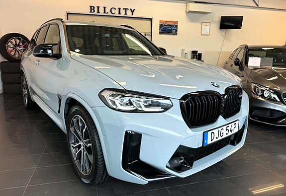 BMW X3 2 of 29