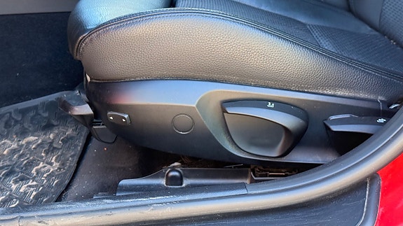 BMW 320 11 of 25