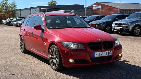BMW 320 3 of 25