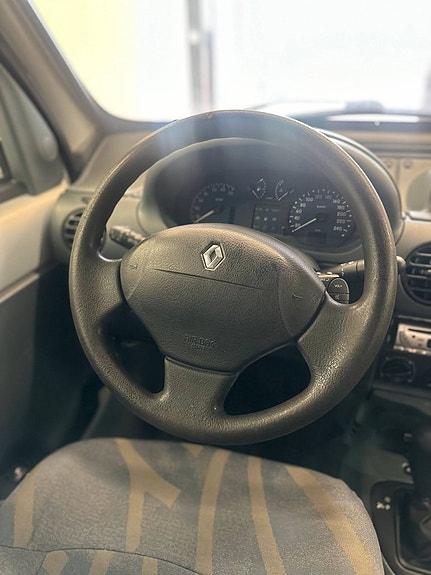 Renault Kangoo 10 of 11