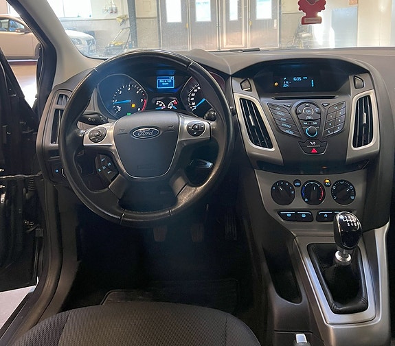 Ford Focus 11 of 13