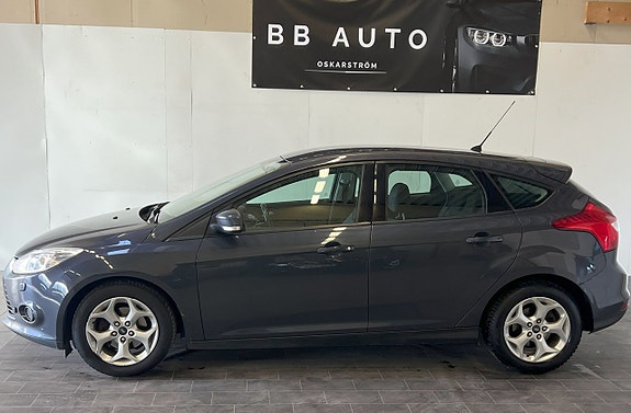 Ford Focus 7 of 13