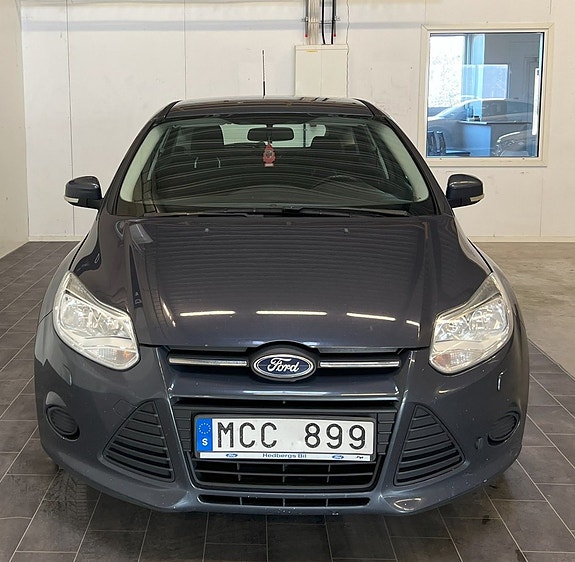 Ford Focus 3 of 13