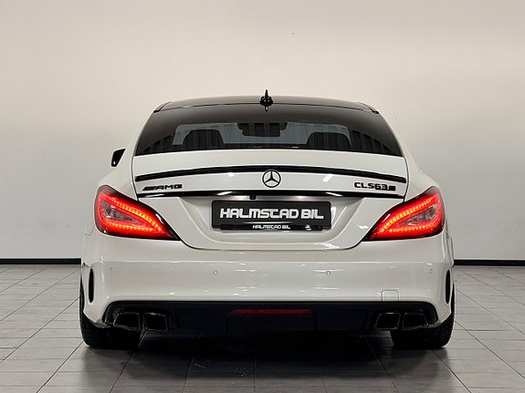 Mercedes-Benz CLS63 9 of 30