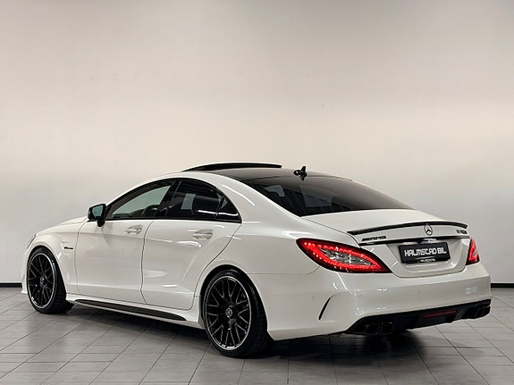 Mercedes-Benz CLS63 7 of 30