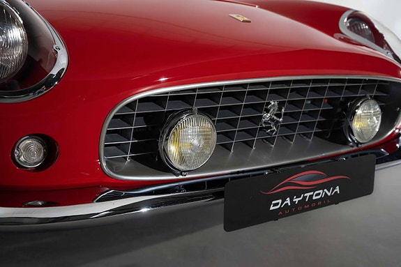 Ferrari 250 GT 7 of 28