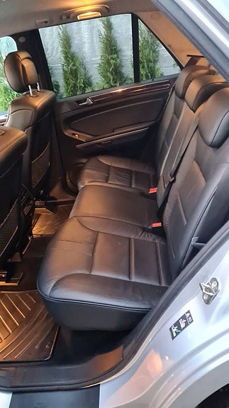 Mercedes-Benz ML230 23 of 27