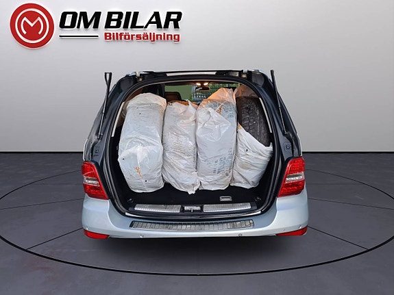 Mercedes-Benz ML230 13 of 27