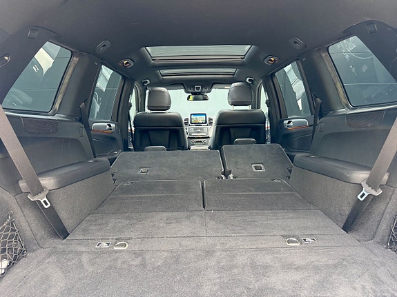 Mercedes-Benz GLS350 d 20 of 30