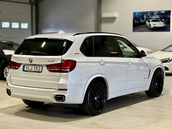 BMW X5 3 of 12
