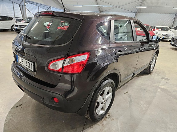 Nissan Qashqai 3 of 5