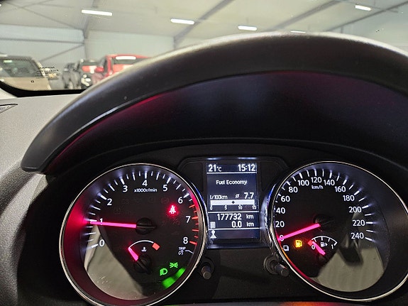 Nissan Qashqai 9 of 9