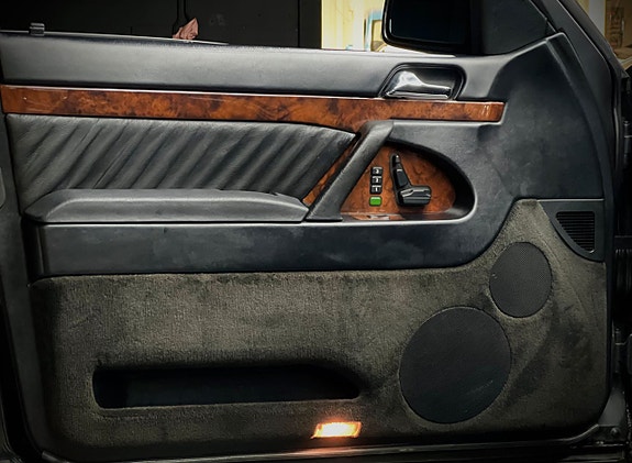 Mercedes-Benz S400 11 of 18