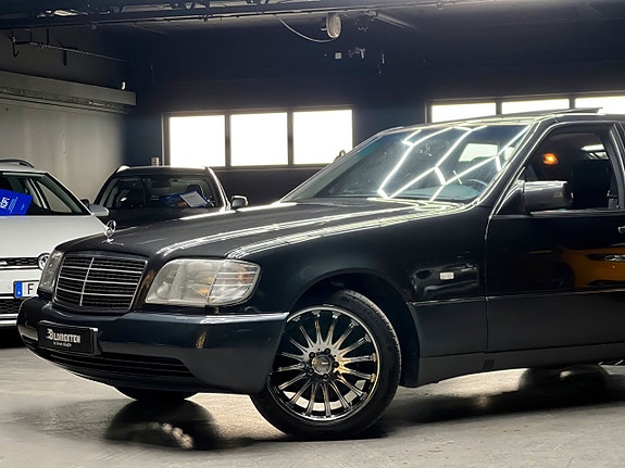 Mercedes-Benz S400 4 of 18