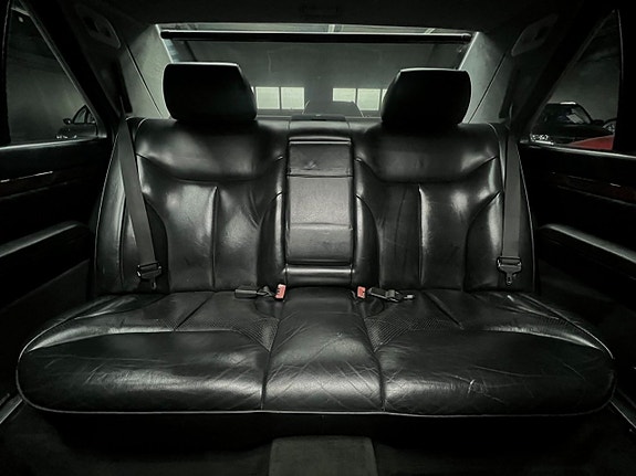Mercedes-Benz S400 13 of 18