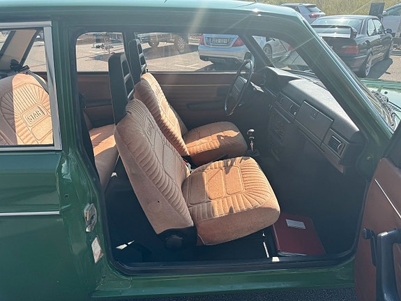 Volvo 242 9 of 13