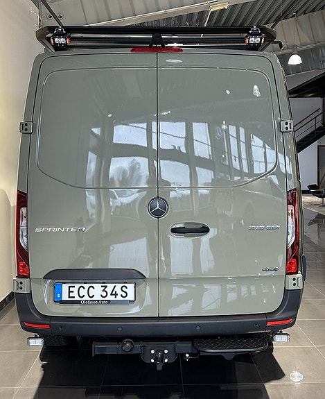 Mercedes-Benz Sprinter 319 14 of 23