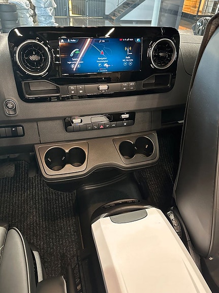 Mercedes-Benz Sprinter 319 19 of 23