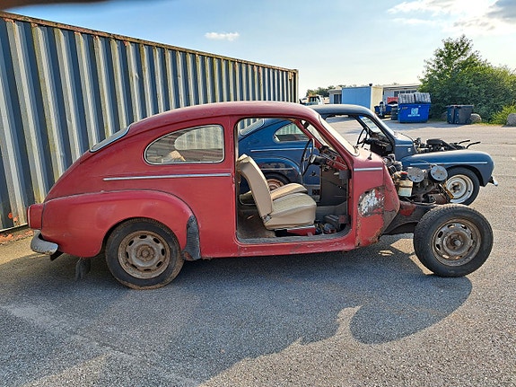 Volvo PV 3 of 27