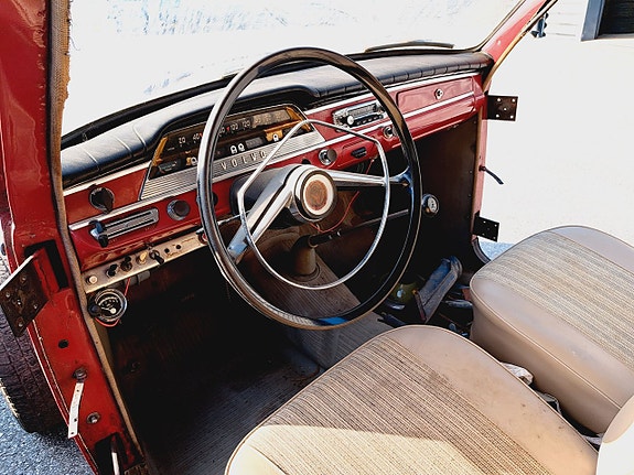 Volvo PV 7 of 27
