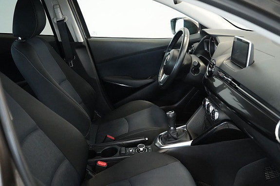 Mazda 2 8 of 11