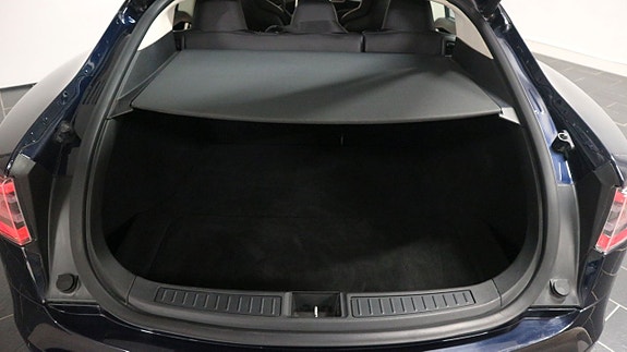 Tesla Model S 5 of 5