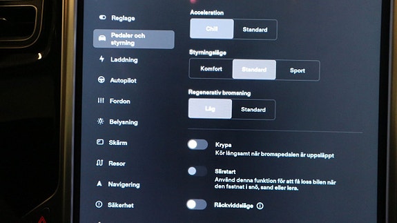Tesla Model S 27 of 30