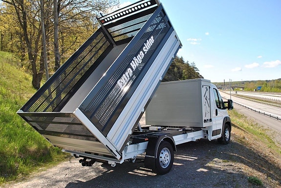 Peugeot Boxer 2 of 15