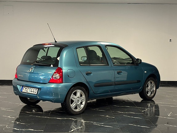 Renault Clio 4 of 15