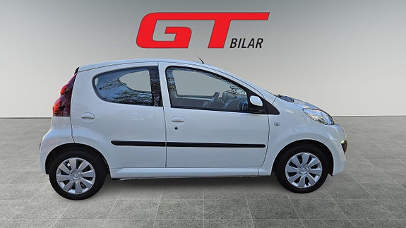 Peugeot 107 7 of 16