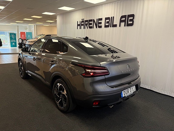 Citroen C4 X 4 of 5
